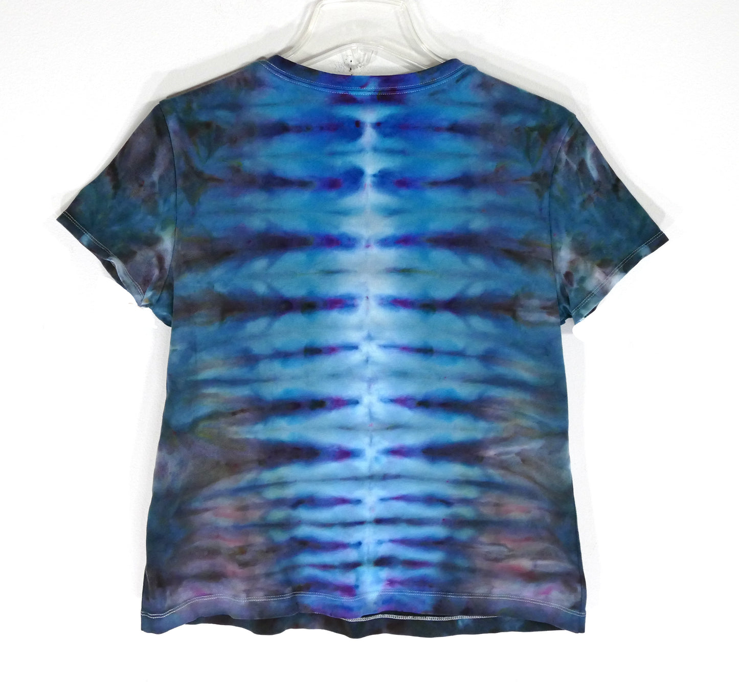 DEEP BLUE Tie Dye shirt! Ladies Large