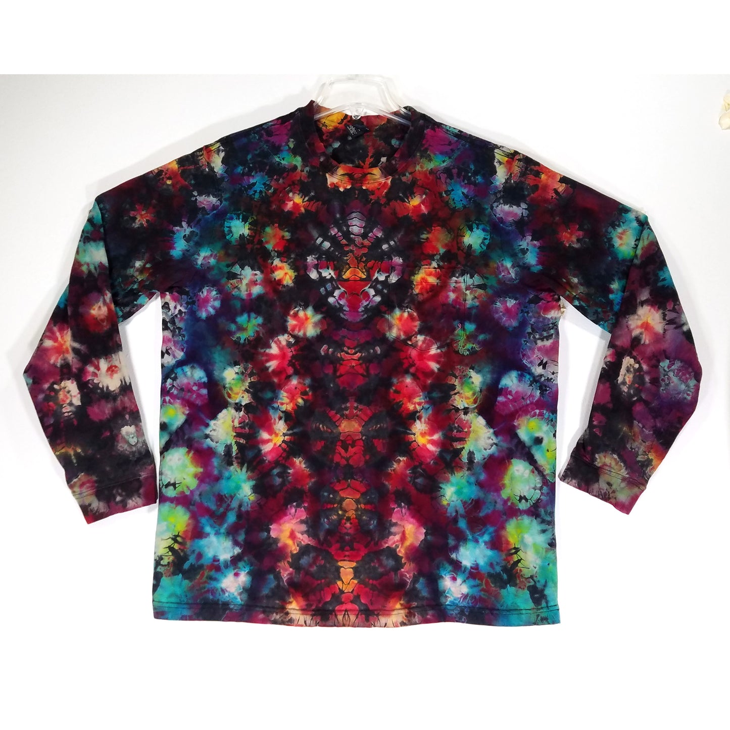 LARGE LONG SLEEVE