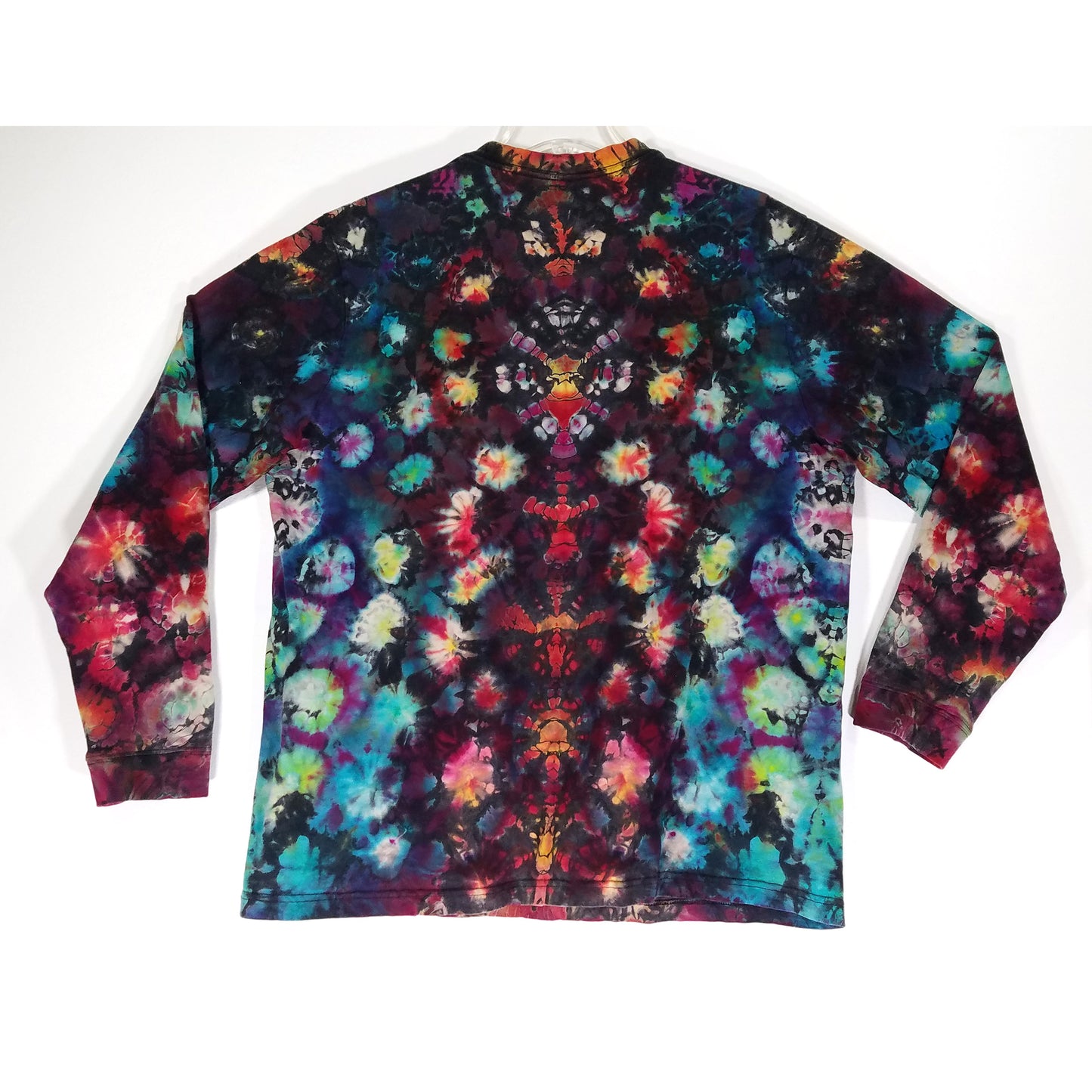 LARGE LONG SLEEVE