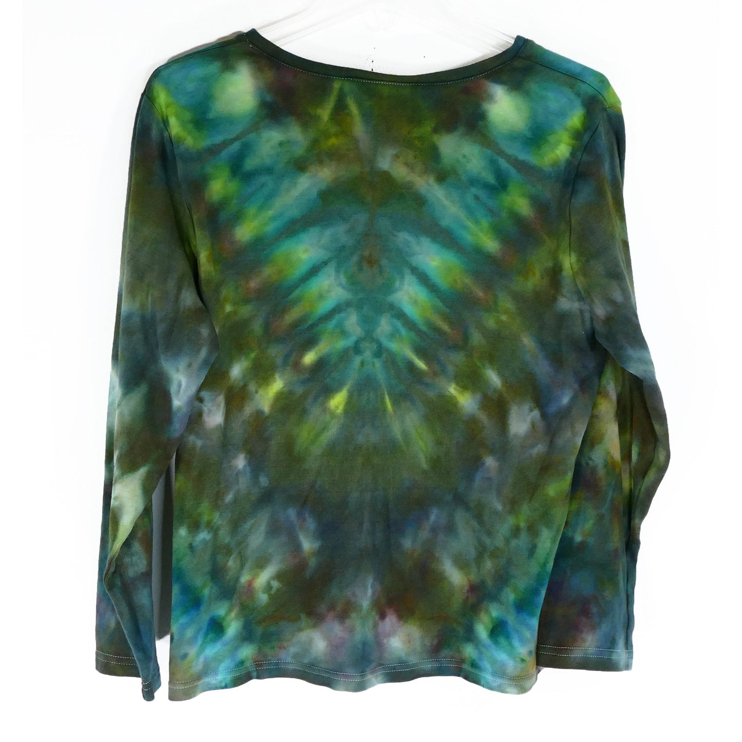 LONG SLEEVE Vee Neck Tie Dye Tee: Earthy Green Size Large