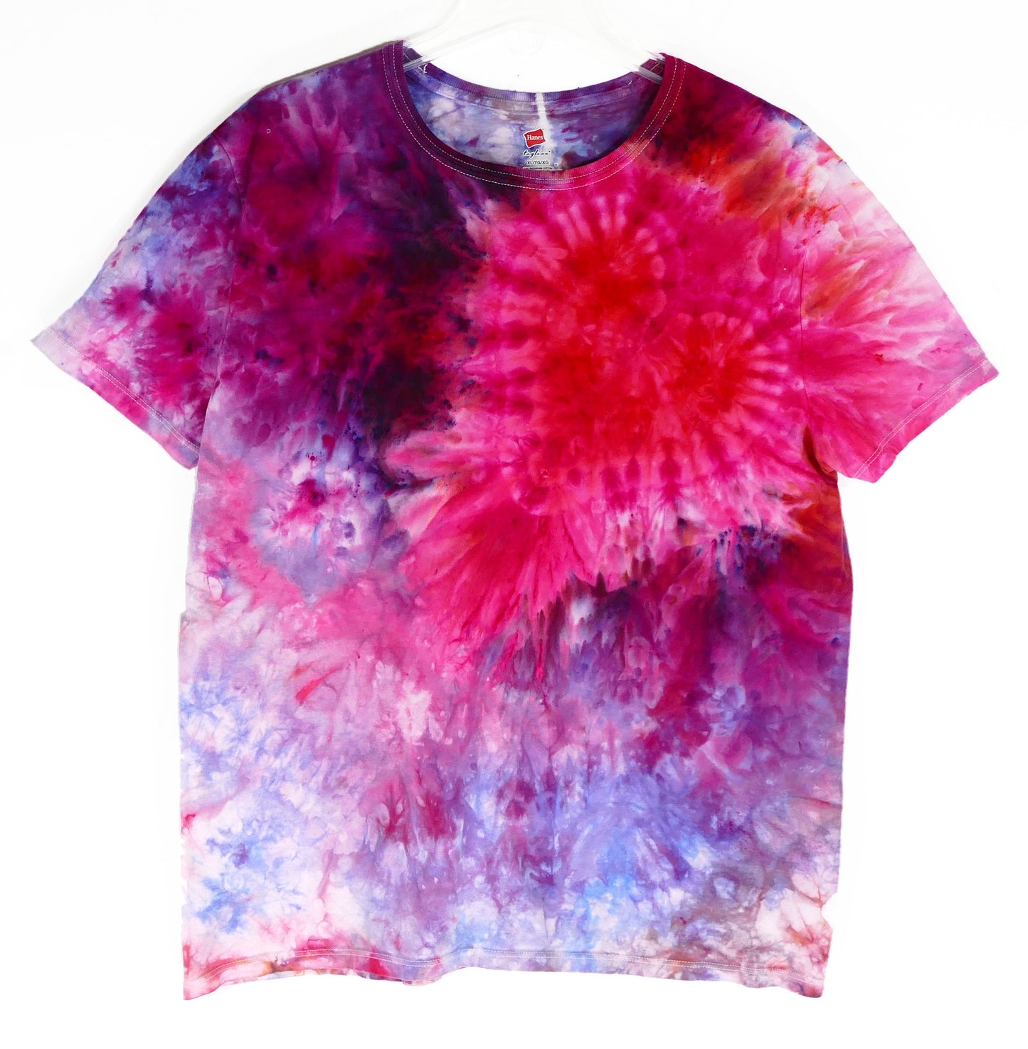 XL HANES Ladies Crew Neck ICE DYED Heart