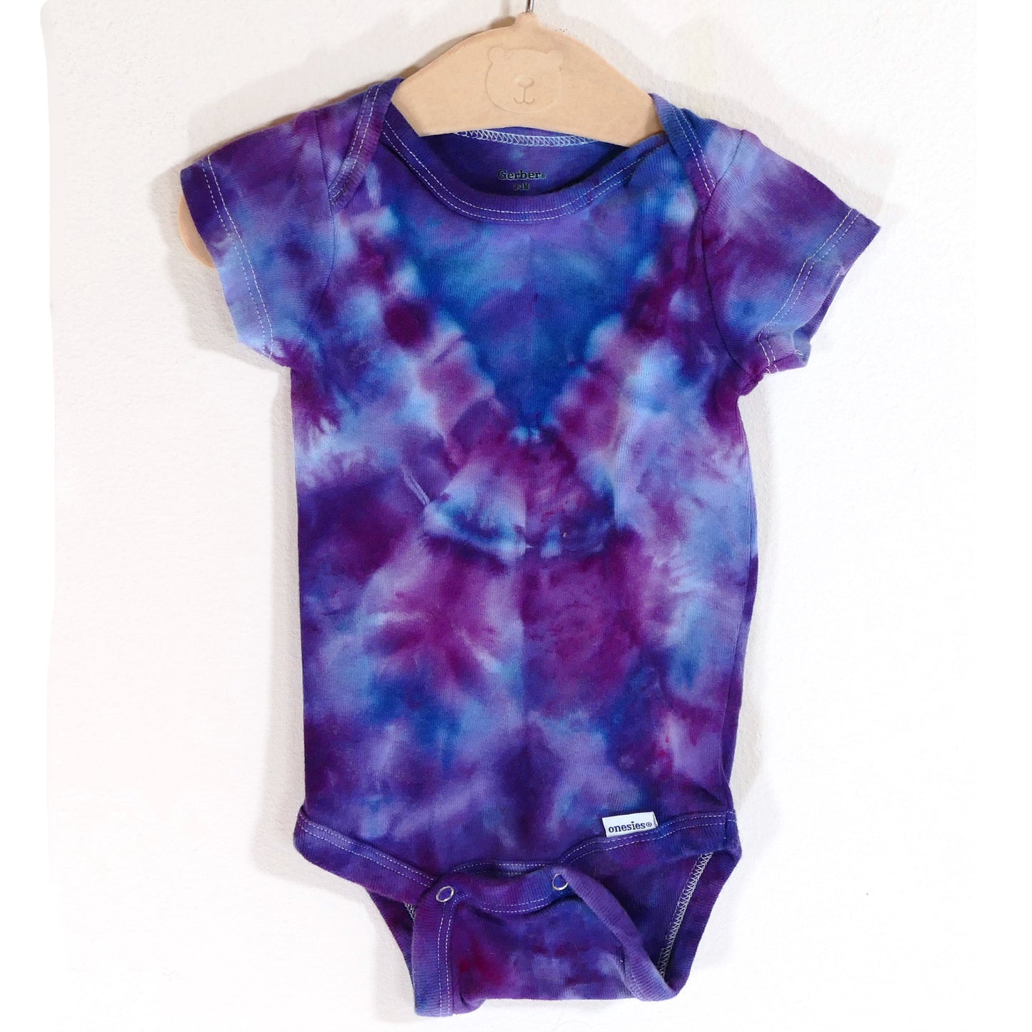 0-3 months Tie Dyed Onesie Purple Vee