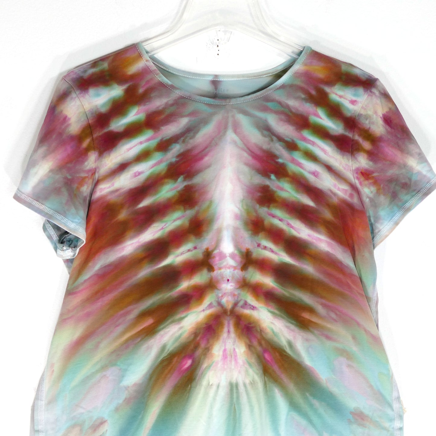 Shafts of Light!  TIE DYED J Jill Shirttail Tee