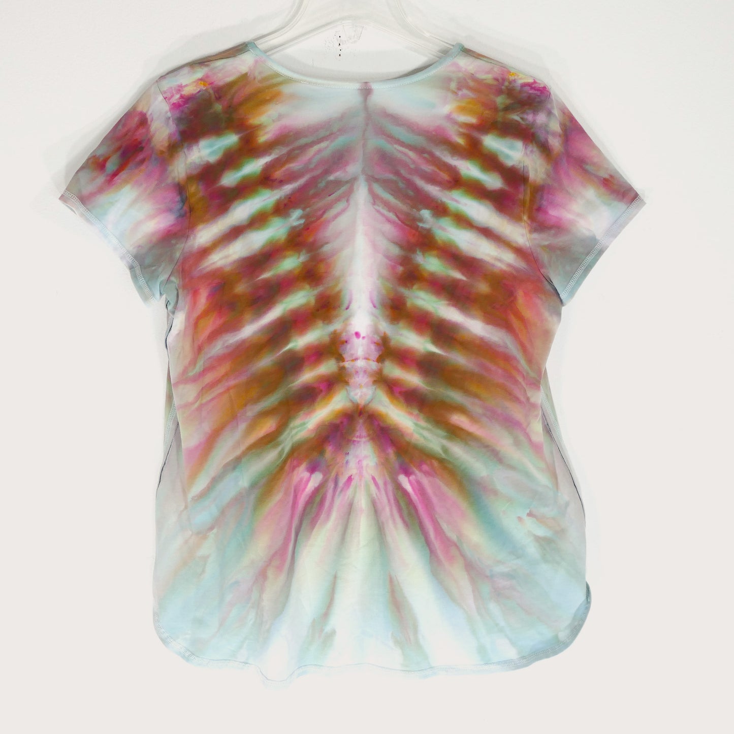 Shafts of Light!  TIE DYED J Jill Shirttail Tee